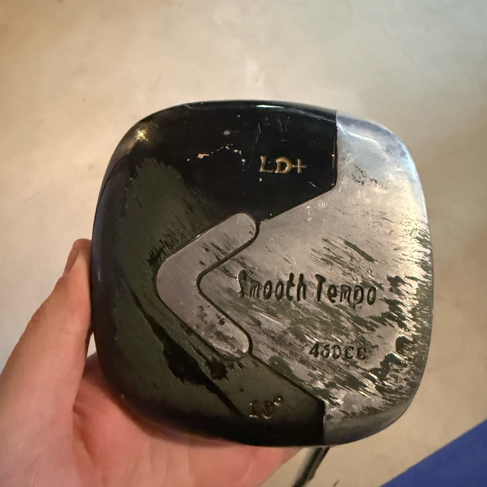 Smooth Tempo Black Golf Driver